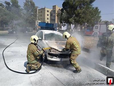 اصفهان / گرمای هوا ۲۸۱ خودرو را به آتش کشید